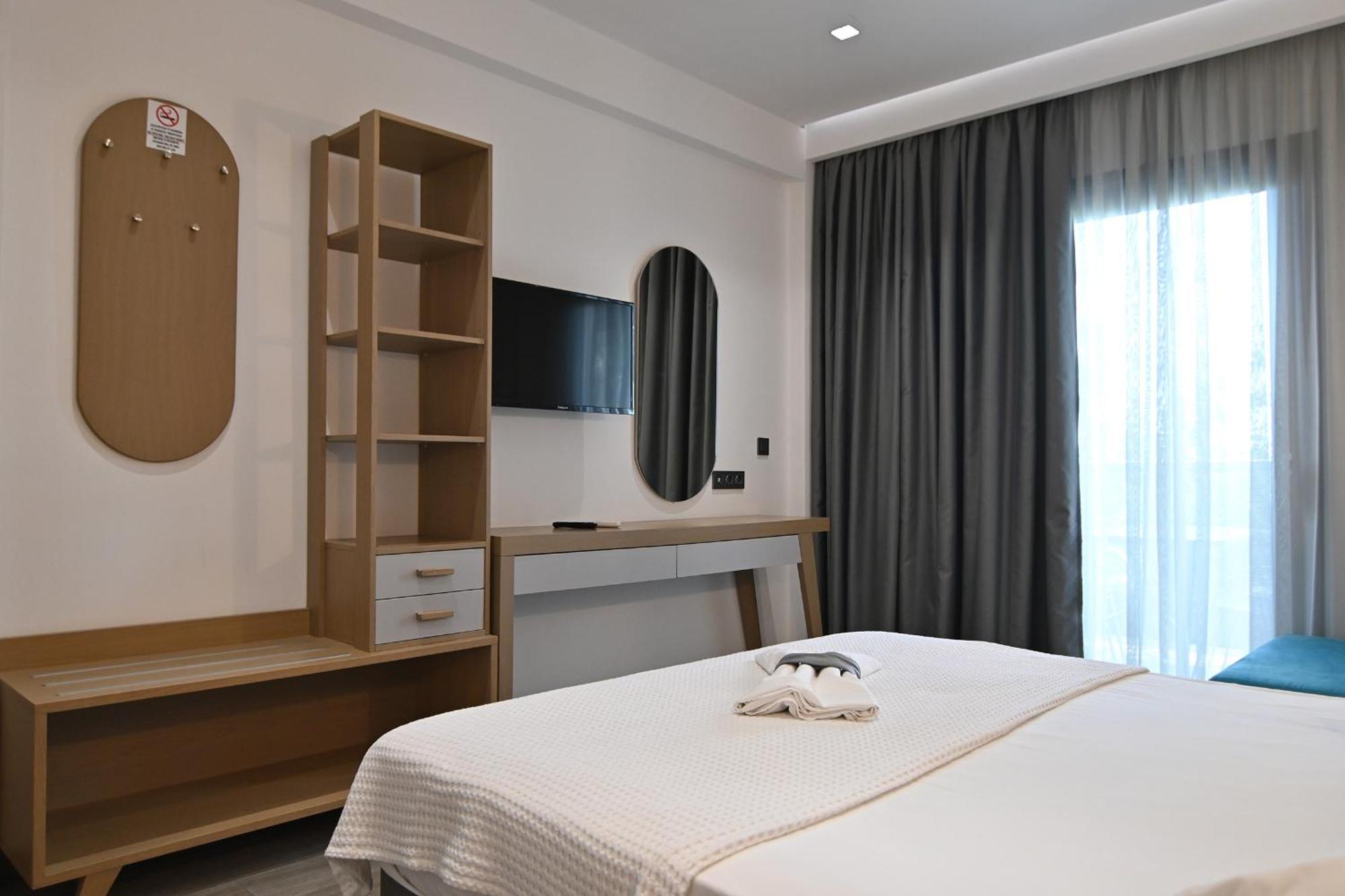 Amalia Rooms Sea View Nea Vrasna Exterior foto