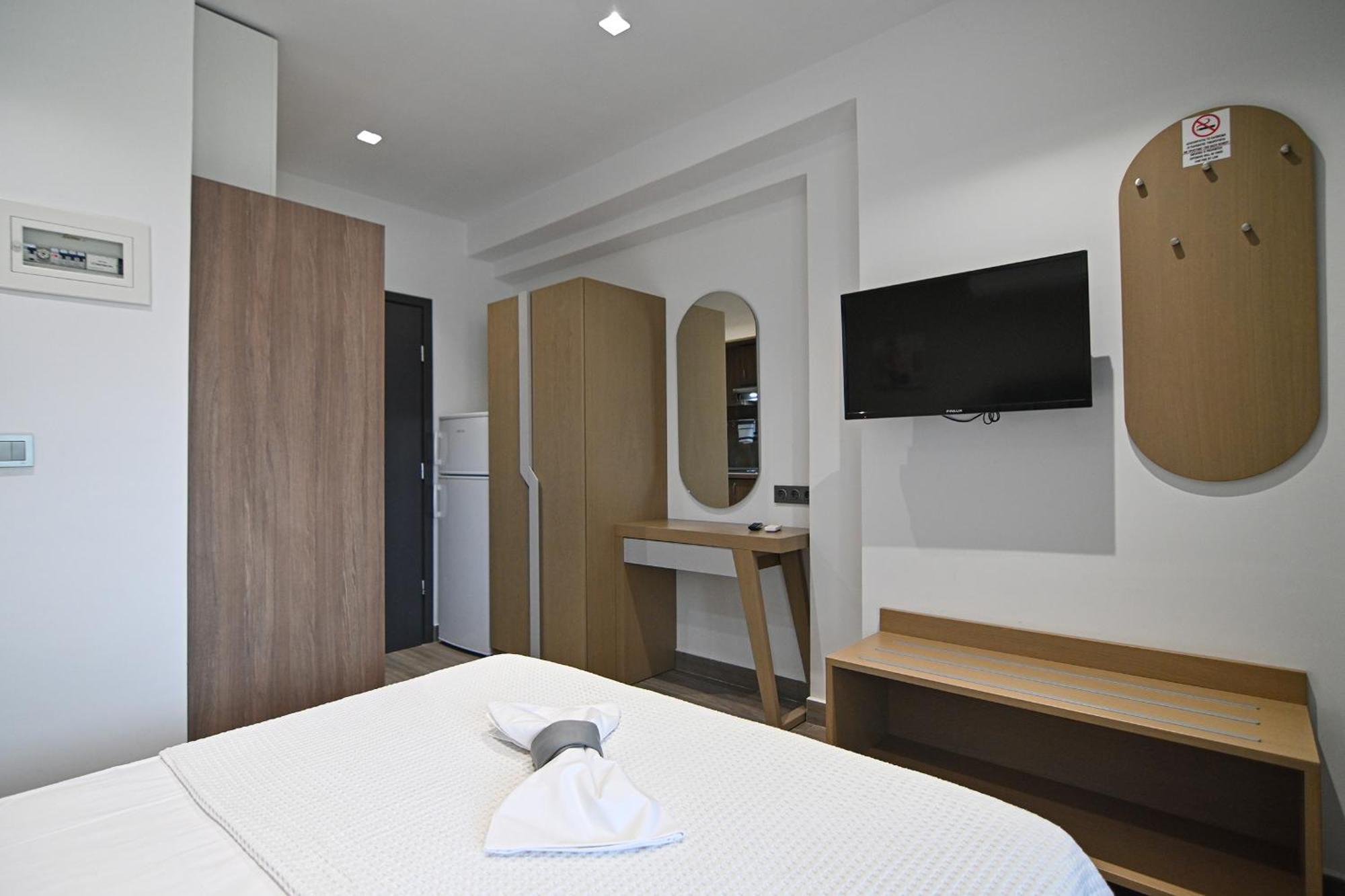 Amalia Rooms Sea View Nea Vrasna Exterior foto