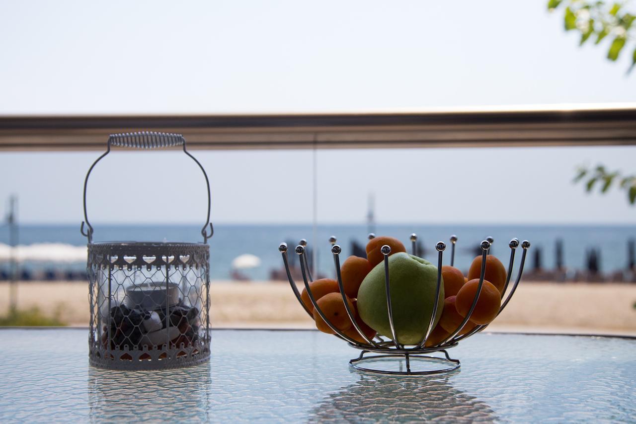 Amalia Rooms Sea View Nea Vrasna Exterior foto
